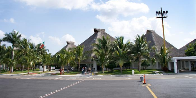 Sun Country Airlines HUX Terminal – Bahias De Huatulco International Airport