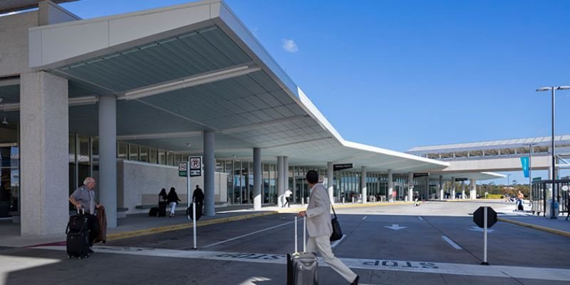 British Airways CHS Terminal – Charleston International Airport