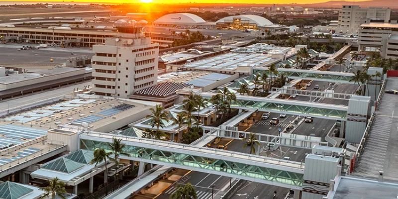 Qatar Airways HNL Terminal – Daniel K. Inouye International Airport