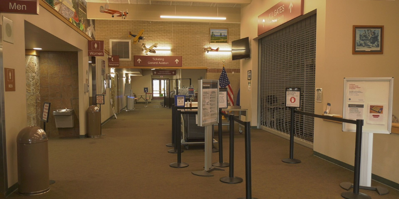 Delta Airlines ESC Terminal – Delta County Airport