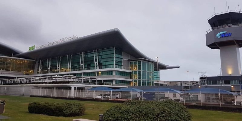 Frontier Airlines OPO Terminal – Francisco Sá Carneiro Airport