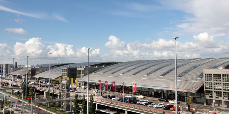 Frontier Airlines HAM Terminal – Hamburg Airport