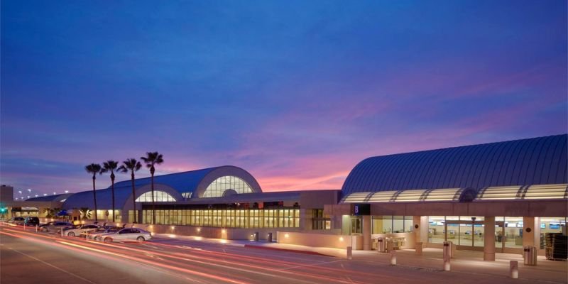 Qatar Airways SNA Terminal – John Wayne Airport