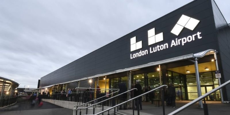 Frontier Airlines LTN Terminal – London Luton Airport