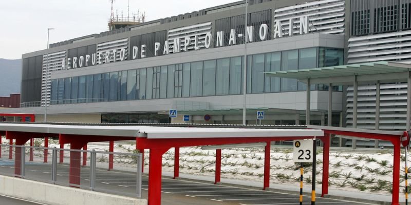 Iberia Airlines PNA Terminal – Pamplona Airport